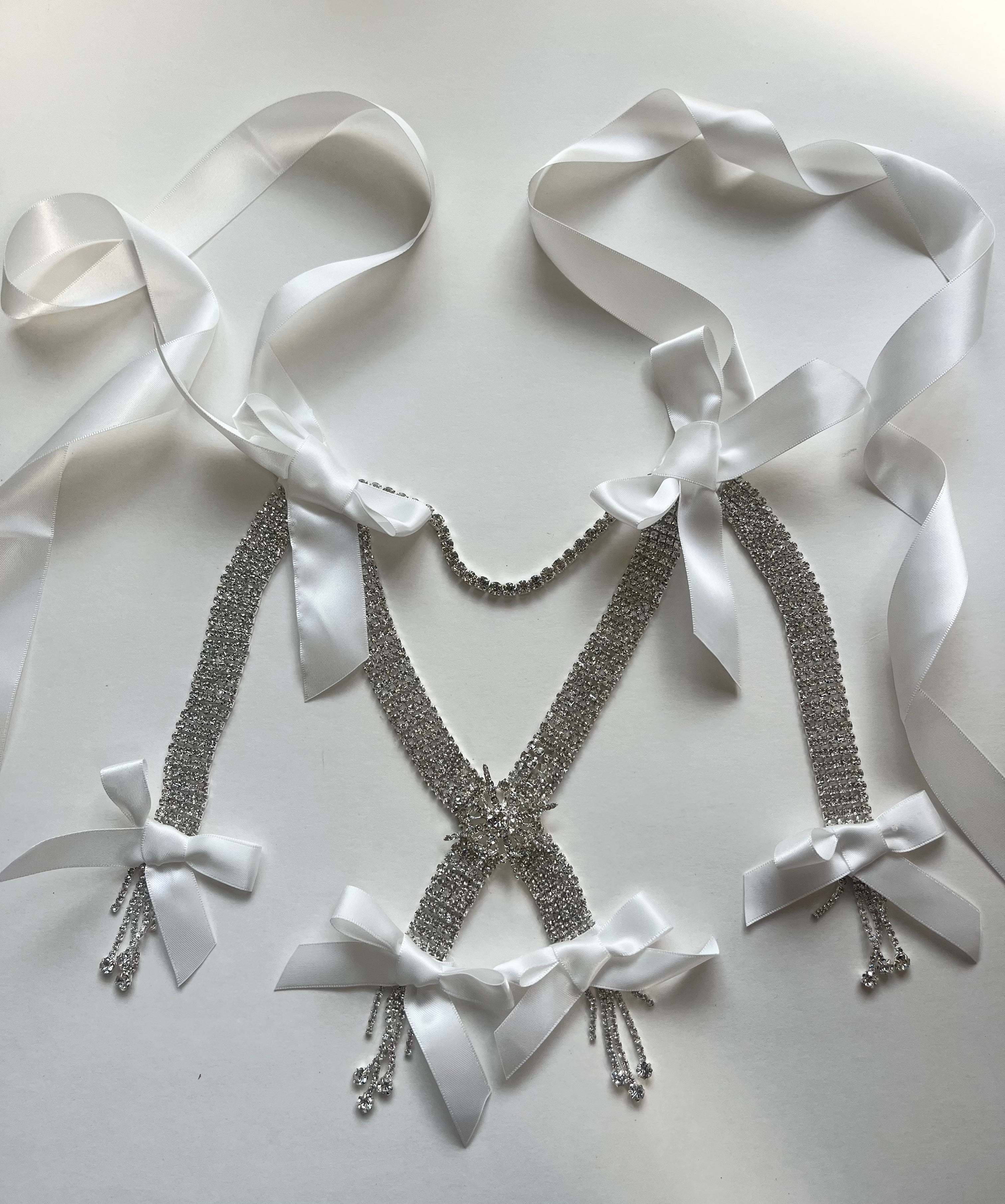 The Affair of the Diamond Necklace sample