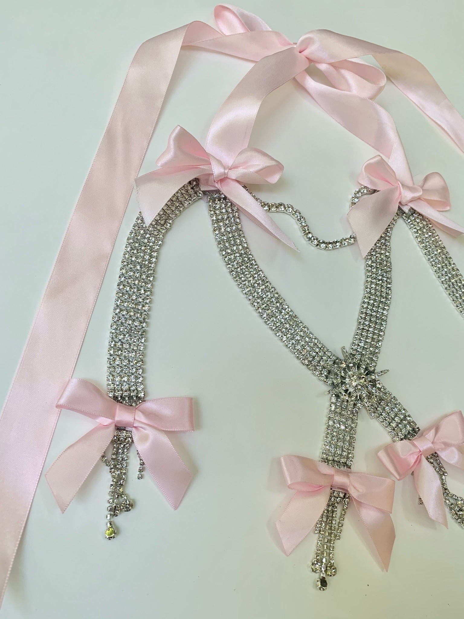 The Affair of the Diamond Necklace sample