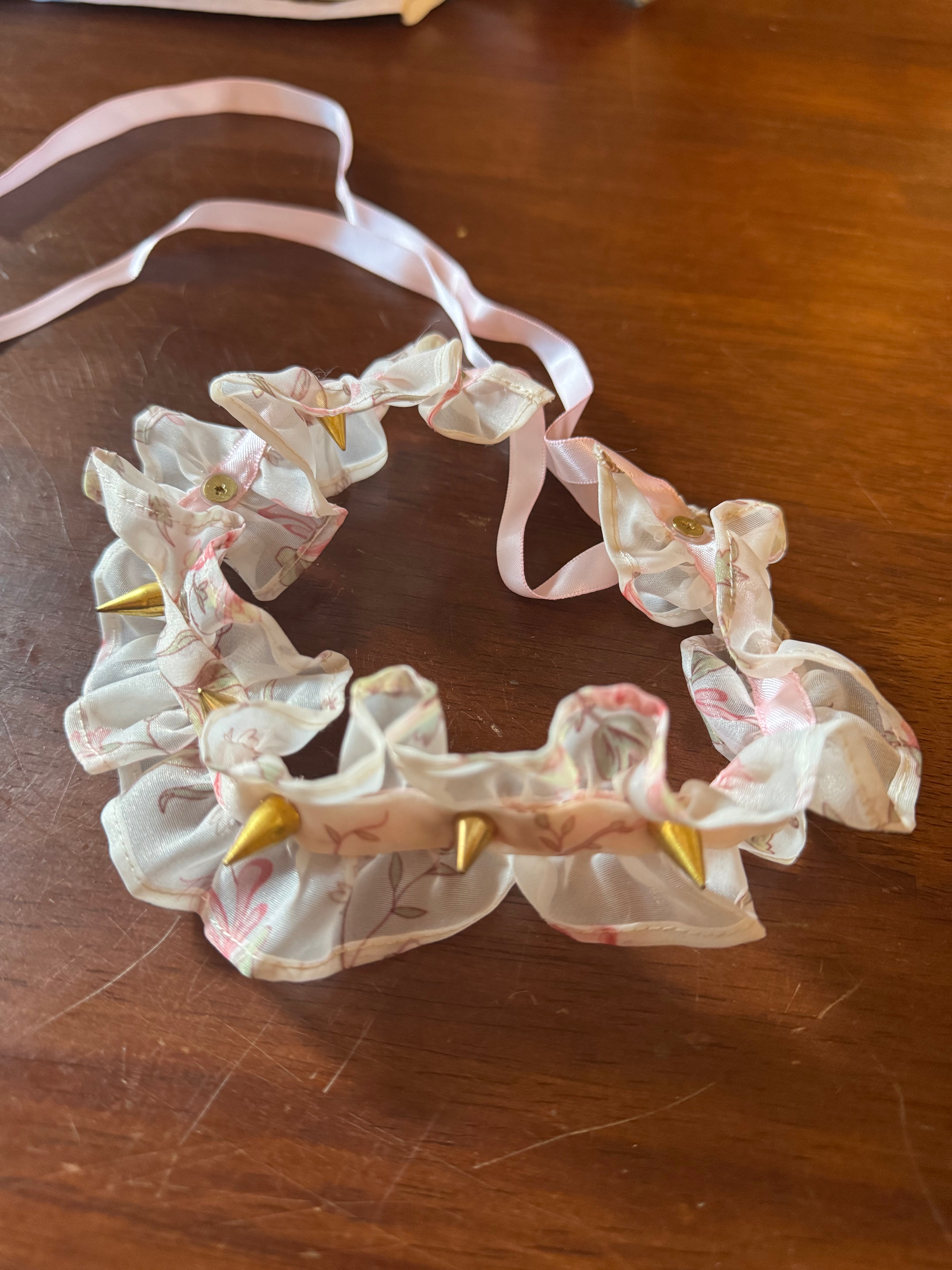 Renaissance Punk Ruffled Spike Collar
