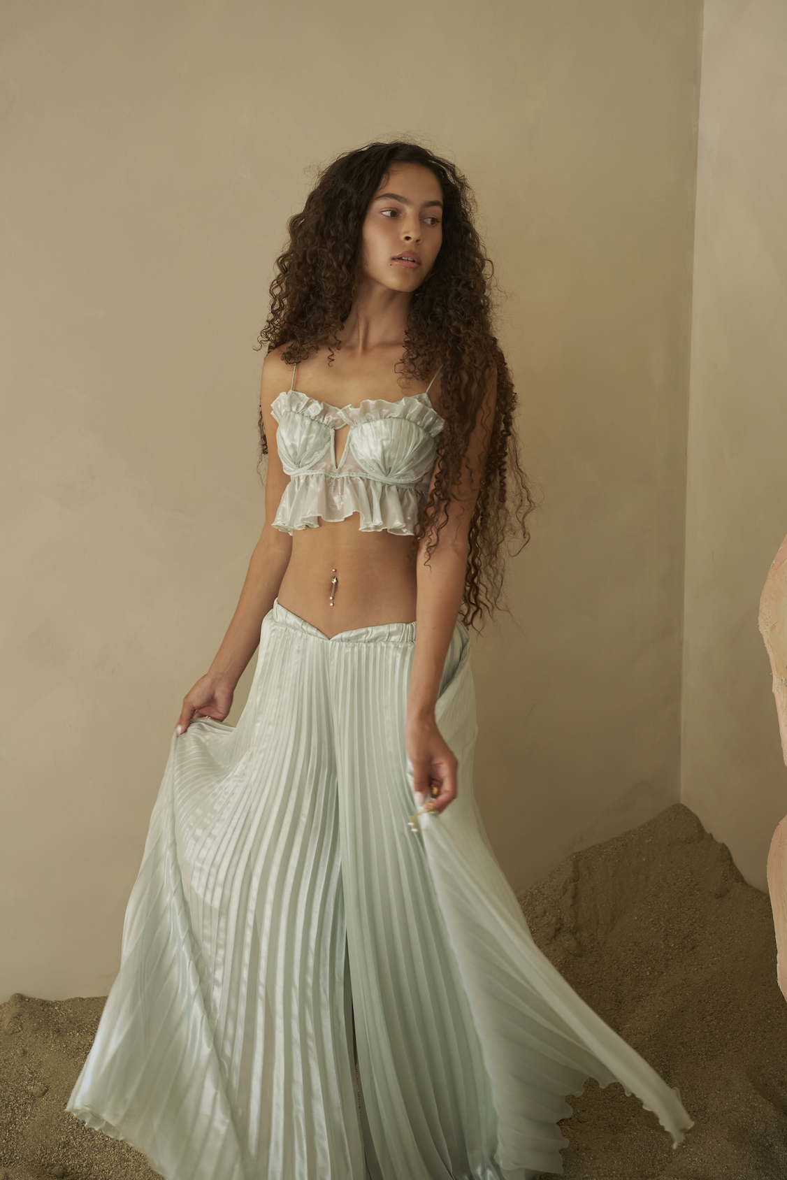 Final Form Wide Leg Pants