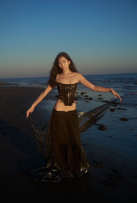 Sea Glass Corset in Whimsy Black