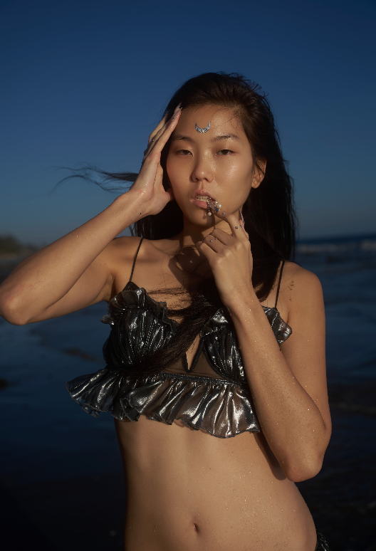 Sea Shell Top in Whimsy Black
