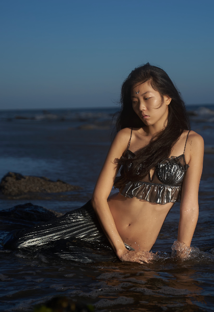 Sea Shell Top in Whimsy Black