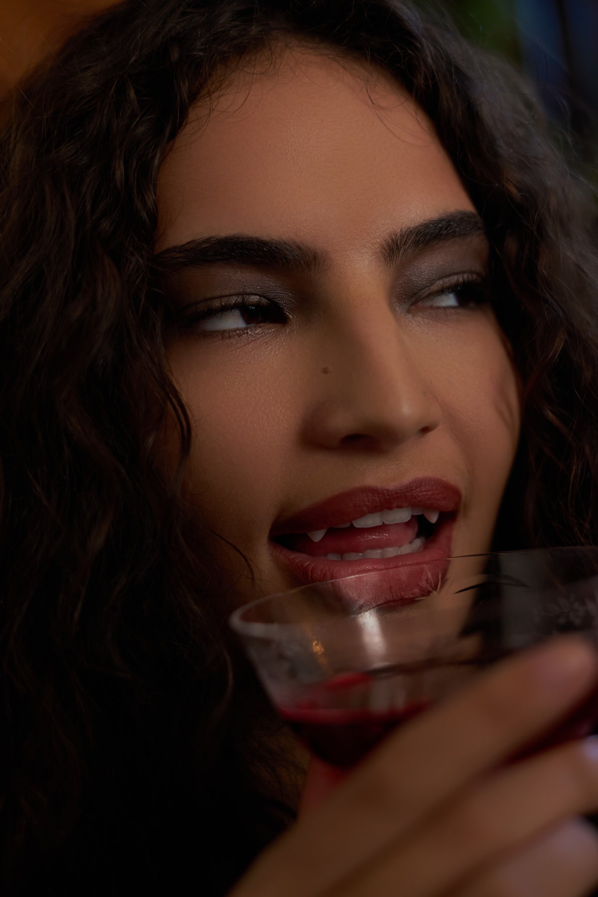 Natural Hart Fangs