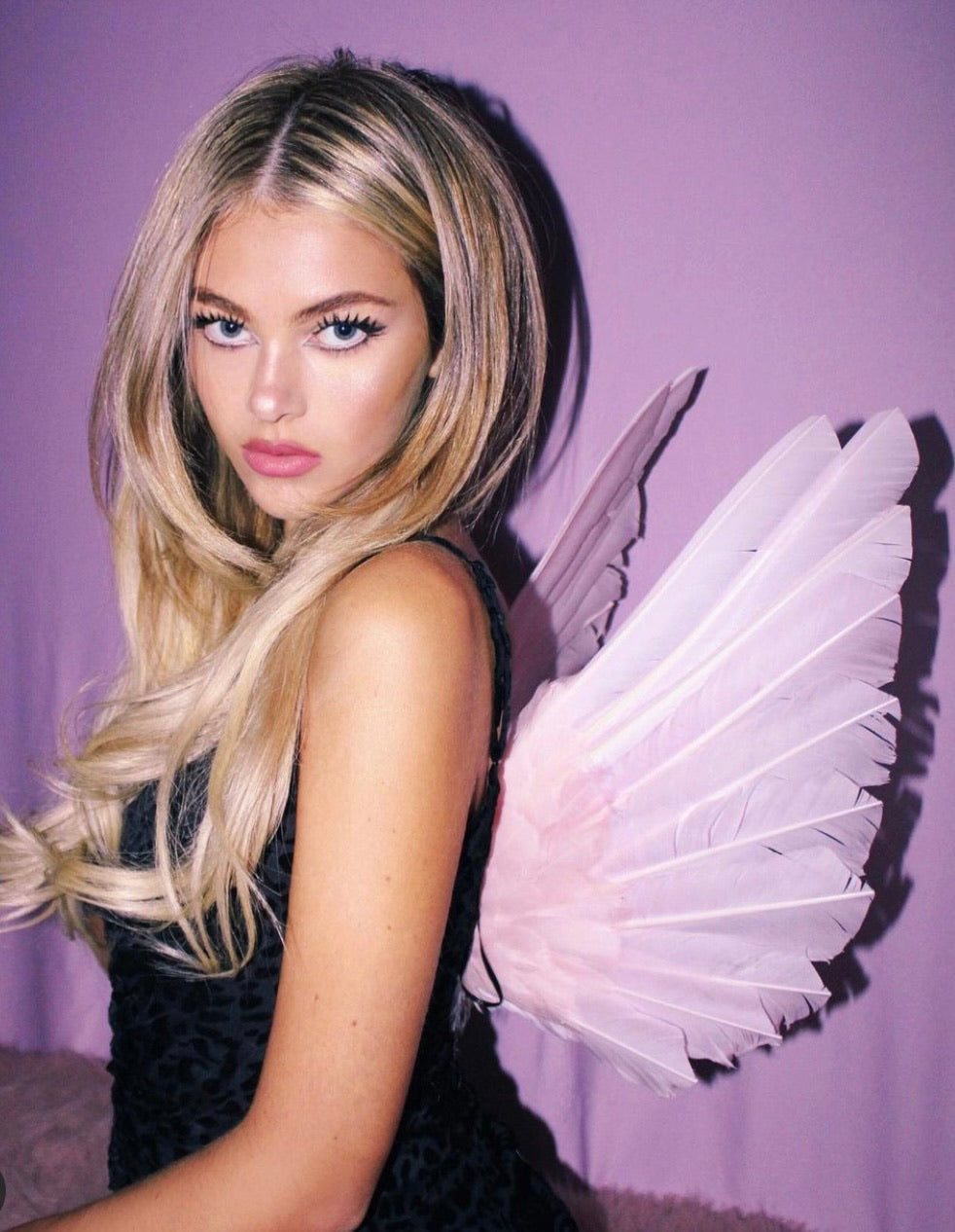 Floating Wings in Gallah Pink Direct